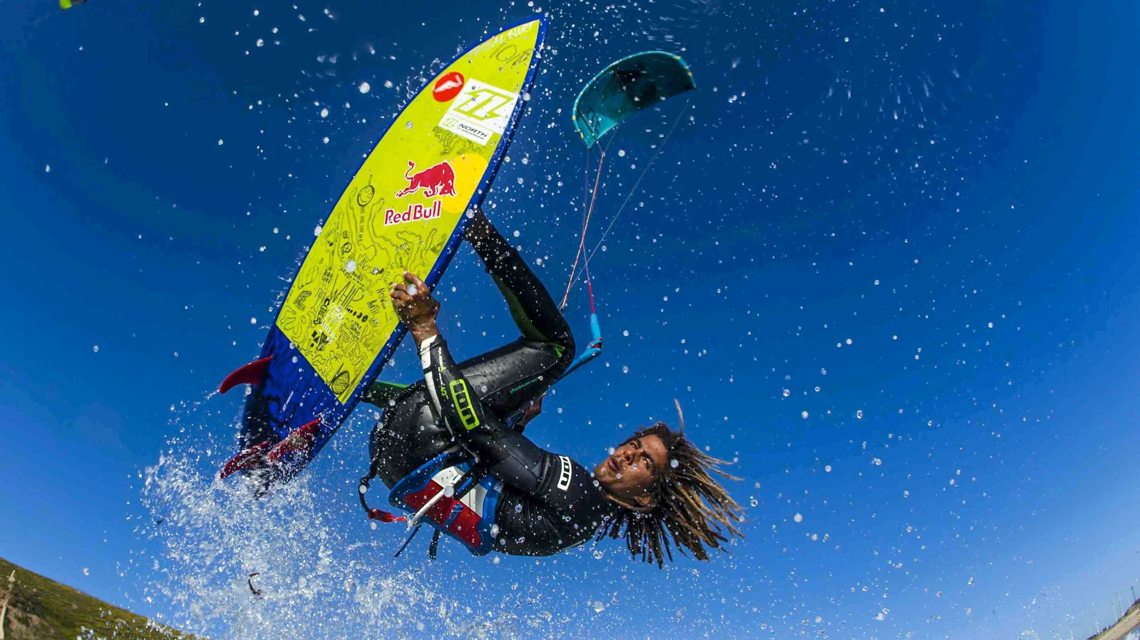 Airton Cozzolino with a strapless arial - North kiteboarding