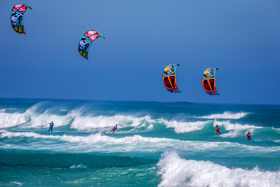 RRD squad taking over this wave on 2015 Religion kites - RRD Kiteboarding