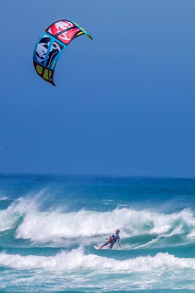 kitesurf wallpaper image - RRD squad taking over this wave on 2015 Religion kites - RRD Kiteboarding - in resolution: iPhone 640 X 960