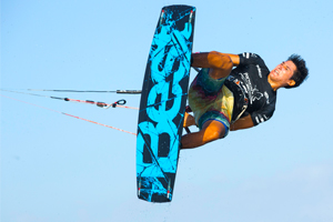 Alexandre Neto handle passing on the Best kiteboarding gear