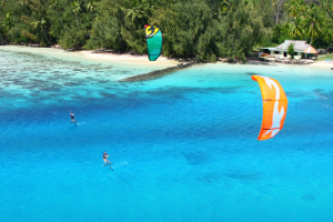 Cruising on the foilboards with the 2015 F-One Bandit - kitesurfing in tropical waters