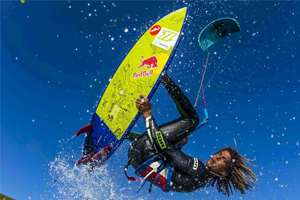 Airton Cozzolino with a strapless arial - North kiteboarding